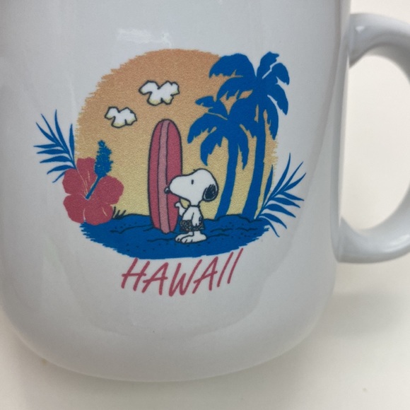 Snoopy Hawaii Surfboard Peanuts mug NWT Snoopy surfboard Hawaii - Picture 2 of 9